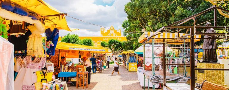 outdoor market mexico